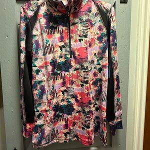 Christopher & Banks Multicolor Abstract Top